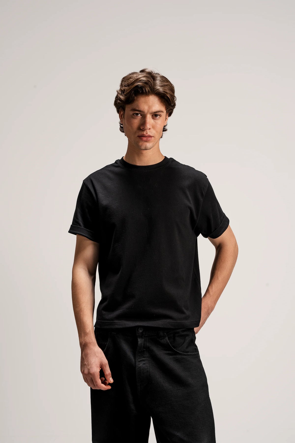 S32 - Standard Cropped Tee Organic Cotton [240gsm] - Black