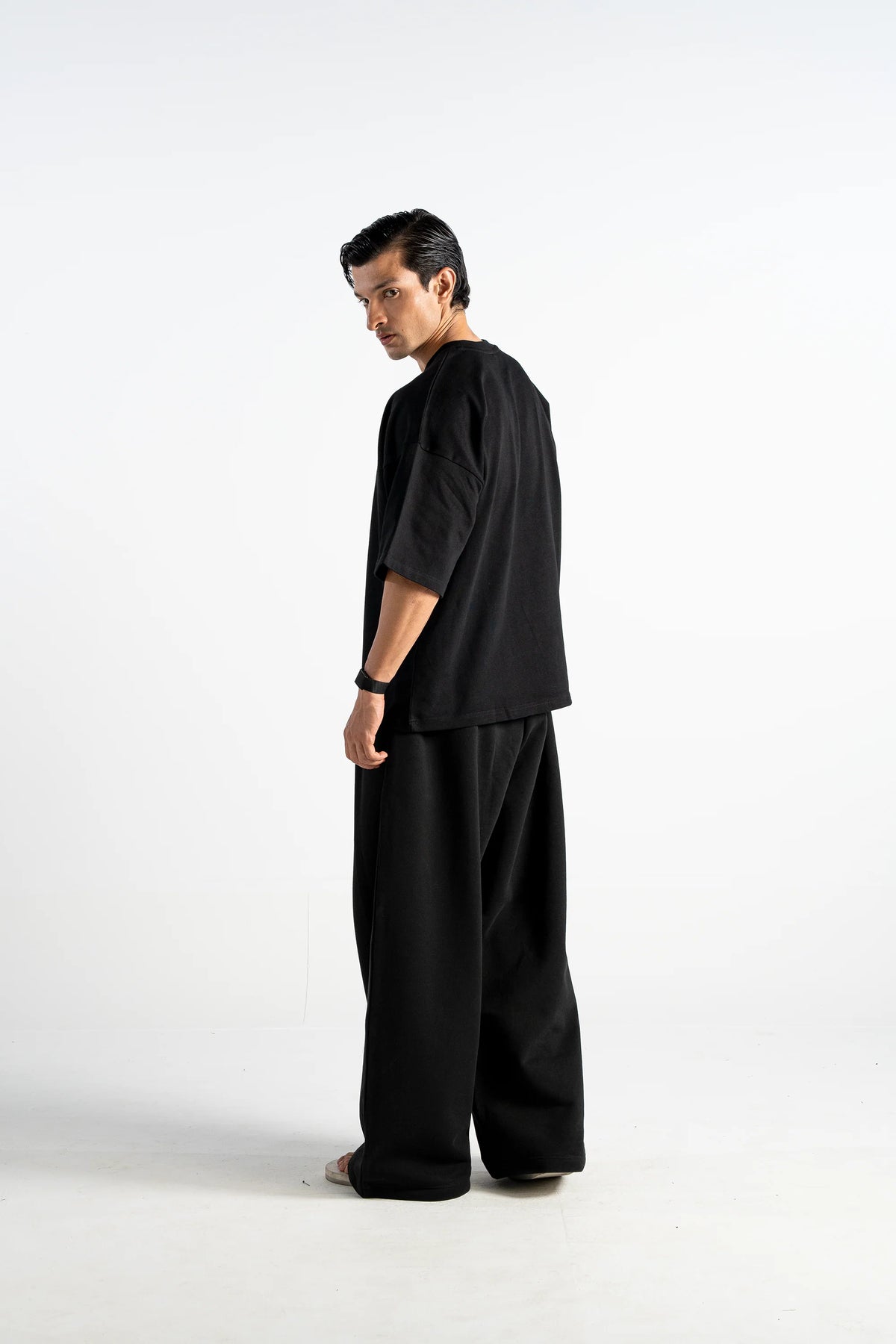 T32 - Heavy Oversized Tee Organic Cotton [310gsm] - Black