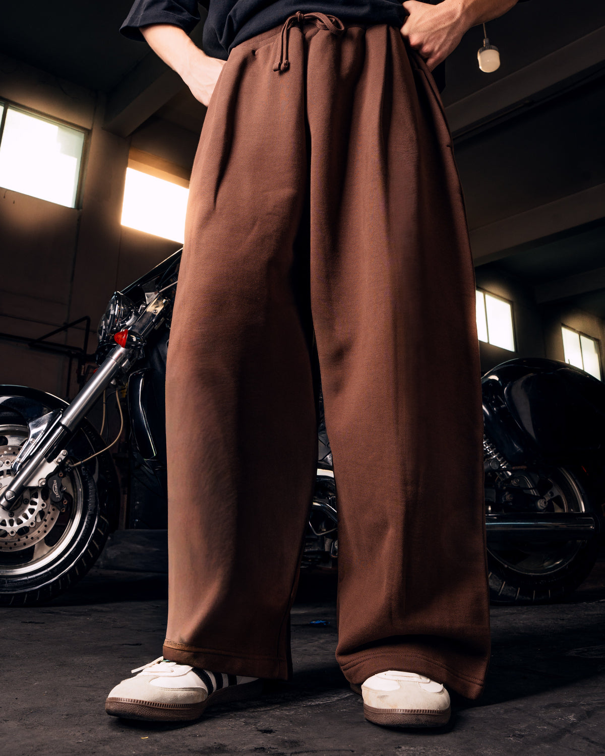 Y33 - Pleated Baggy Organic Sweatpants [520gsm] - Mocha