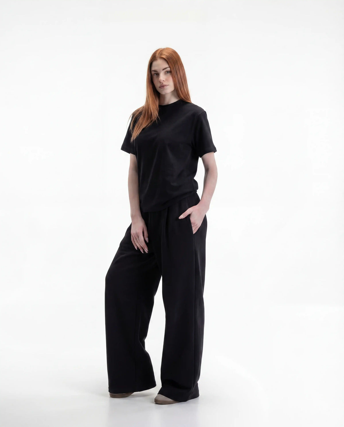 S32 - Standard Cropped Tee Organic Cotton [240gsm] - Black